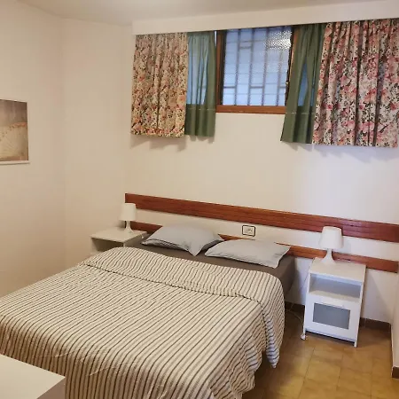 Self Check-in Cheap In Los Cristianos *